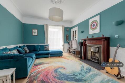 Large Lounge With Fireplace