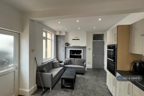 Kitchen/Common Room