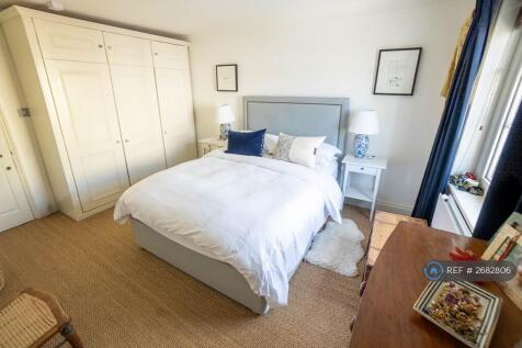 Bedroom 1 (Occupied)