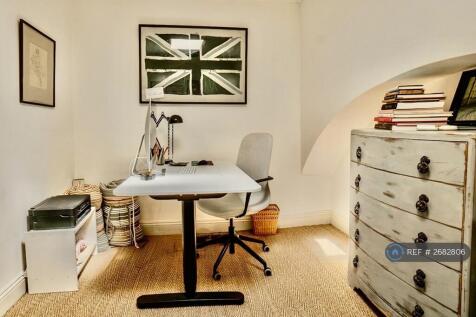 Bedroom 3 (As An Office)