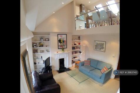 Lounge / Mezzanine Kitchen / Diner