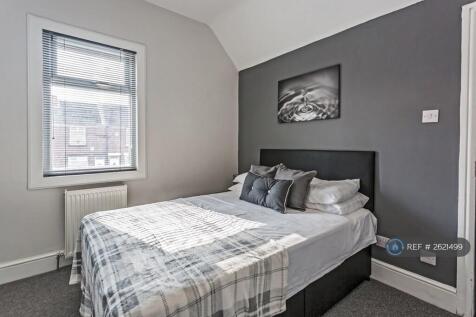 Great En-Suite Double Room - Let