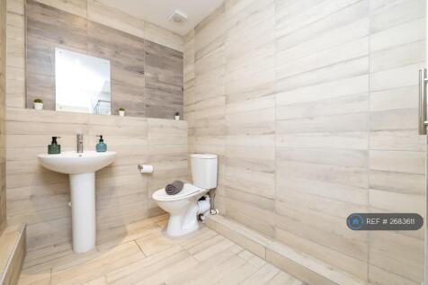 Updated Large Shower Room