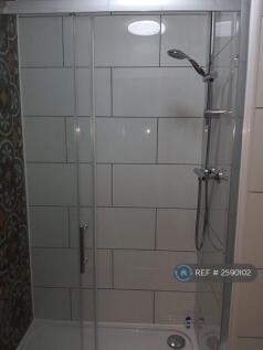 Bathroom/Shower