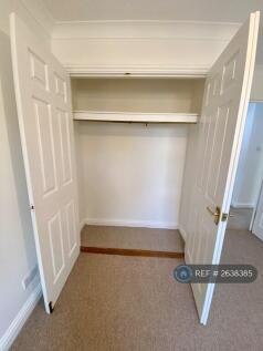 Bedroom Built-In Wardrobe 