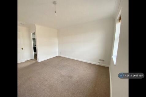 Lounge Opposite View