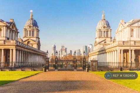 Steps Away From The Old Royal Naval College