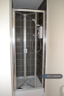 En-Suite Shower
