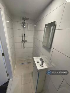 Summer House Shower Room