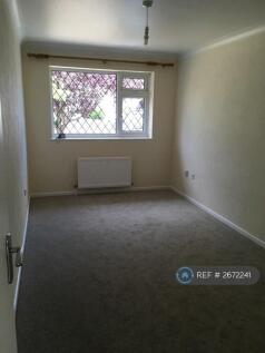 Entrance To Bed 4/Dining Room