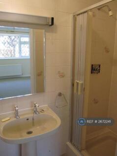 En-Suite -Power Shower