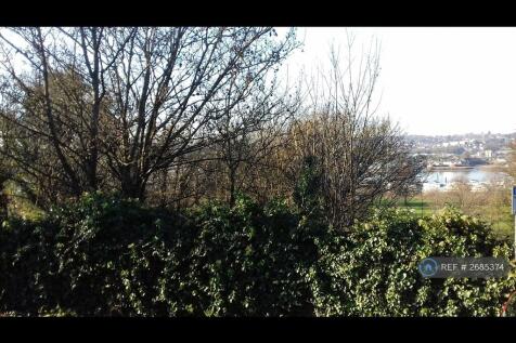 River Views From Lounge/Kitchen