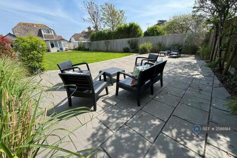 Raised Terrace / Rear Garden