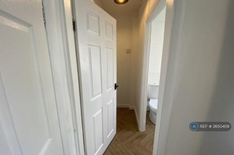 Utility Space (Tall Fridge And Freezer)