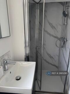 Bathroom 2 (Upstairs)