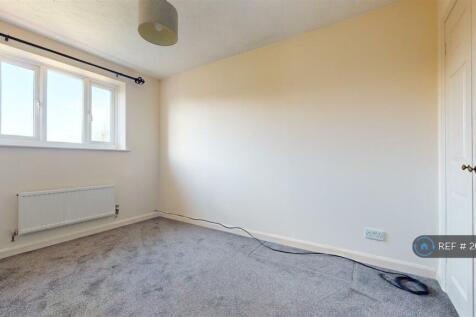 Master Bedroom To Rear