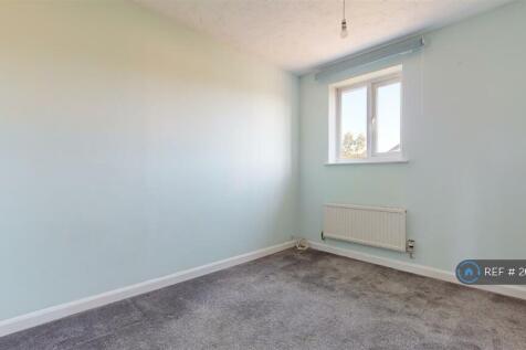 Second Bedroom To Front