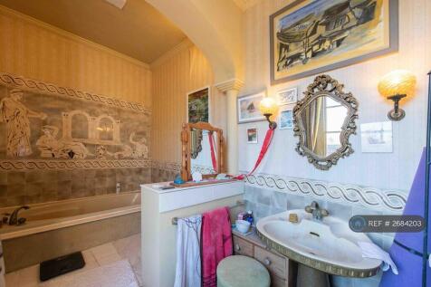 Commodore&#39;s Cabin Ablutions Room