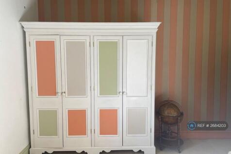 Starboard Nacelle Looking West