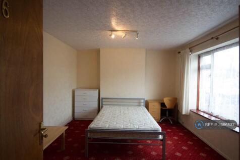 Bedroom 1 - Ground Floor