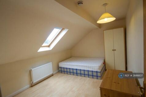 Bedroom 5 - 2nd Floor