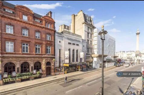 View Overlooking Trafalgar Sq