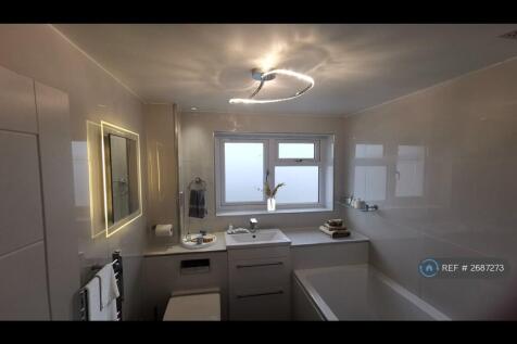 Luxury Bathroom With Vanity Unit