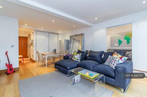 Living Room / Dining Area