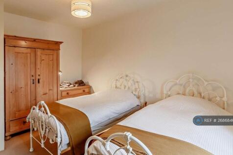 Second Bedroom/Office