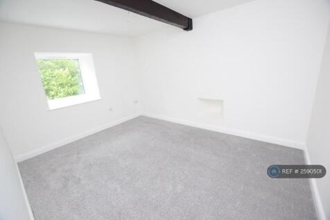 Large Main Bedroom