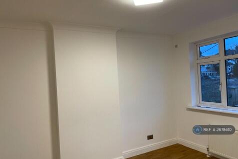 Upstairs 2nd Bedroom (Rear)