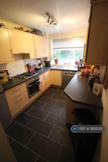 Kitchen w. Appliances &#43; 3yr Combi Boiler