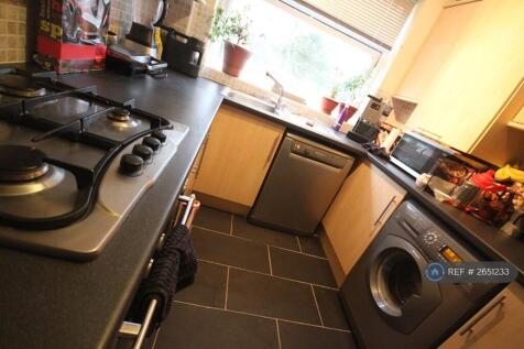 Kitchen w. Dish Washer And Washing Machine