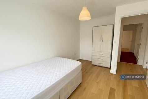 First Floor Front Bedroom