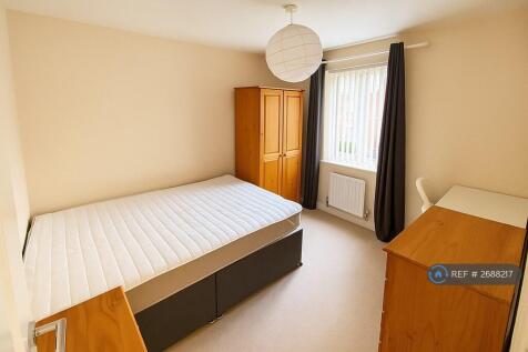 First Floor Front Bedroom