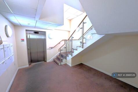 Communal Downstairs Area 