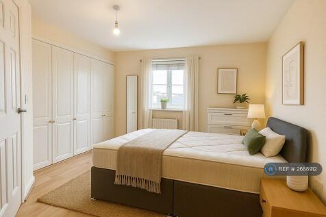 Top Floor Rear Bedroom