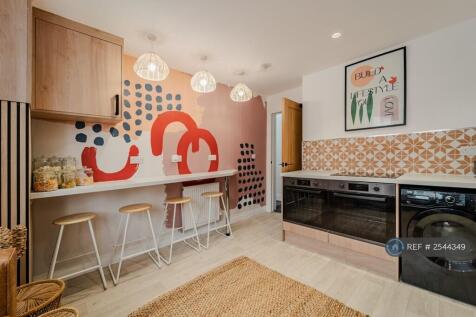 Communal Area At 23 Charlotte St