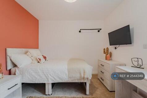 Studio b Charlotte Street