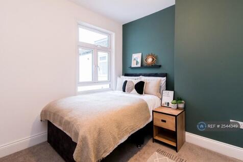 Room 5, 138 Bath Street