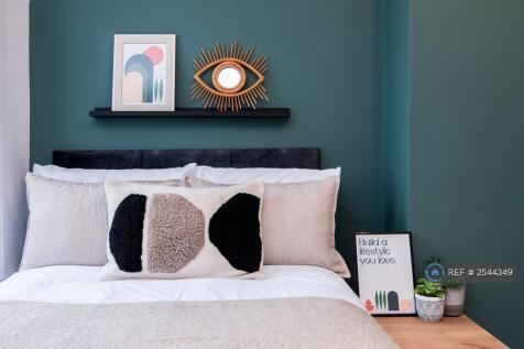 Room 5, 138 Bath Street