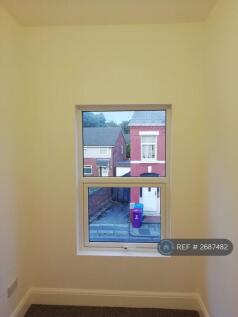 Front Room - Single Bed