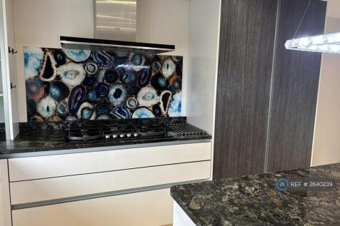 Kitchen With 5 Burner Glass Top Gas Hob