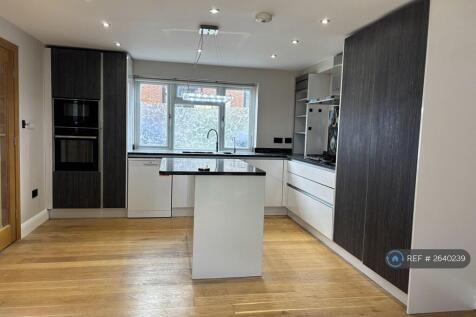 Dining Room. Under Floor Heating