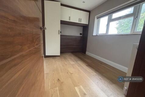 Third Double Bed Room 2