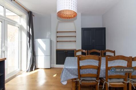 Kitchen/Diner (View 4)