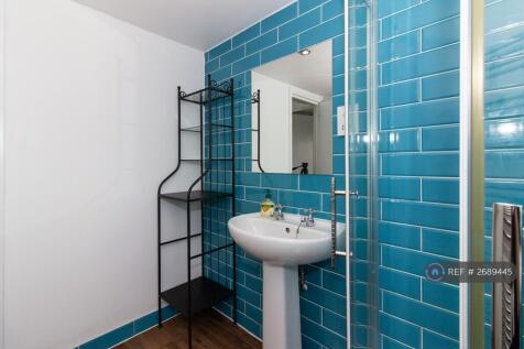 2nd Floor Bathroom View 2)