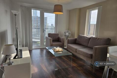 Open Kitchen Dining &amp; Living Room