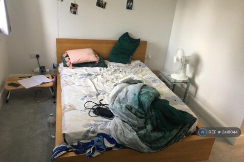 Double Bed 1 With Bed &amp; Mattress