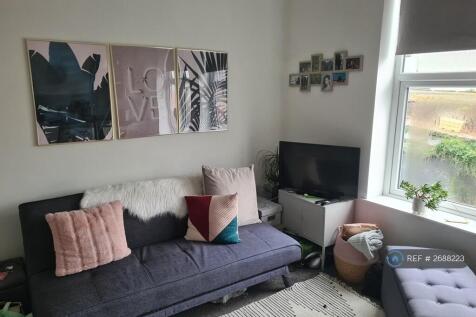 Open Plan Kitchen/Living Area